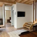 Apartamento Casinha Da Avó Rosário Juncal (Leiria)