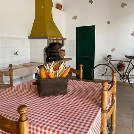 Casinha Da Avo Rosario Juncal (Leiria)