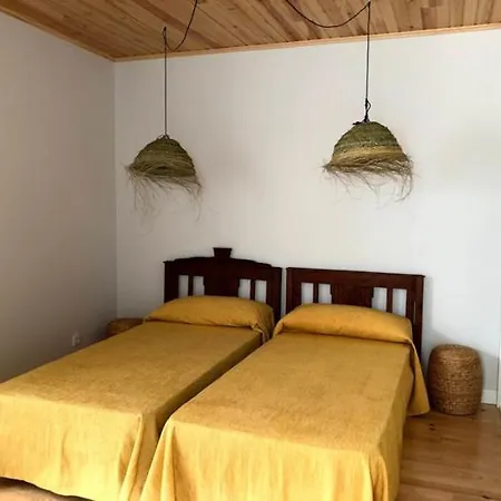 Casinha Da Avo Rosario * Juncal (Leiria)