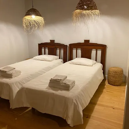 Casinha Da Avo Rosario Daire Juncal (Leiria)